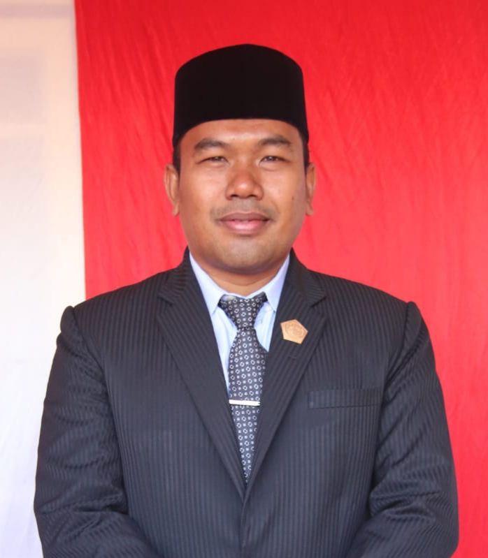 Ketua DPRK Pidie, Mahfuddin Ismail, S.Pd.I., M.A.P