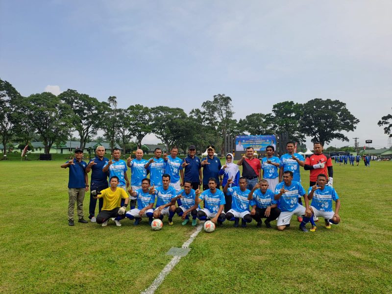 Para pemain Lhokseumawe mendapat dukungan penuh dari PJ Walikota Lhokseumawe, Dr. Drs. Imran, M.Si., MA, CD (Foto : Ist)