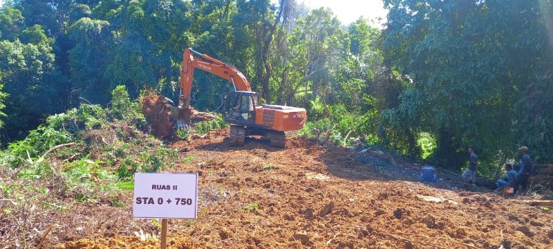 Pengerjaan jalan baru TMMD ke-119 Kodim 0110 Abdya 