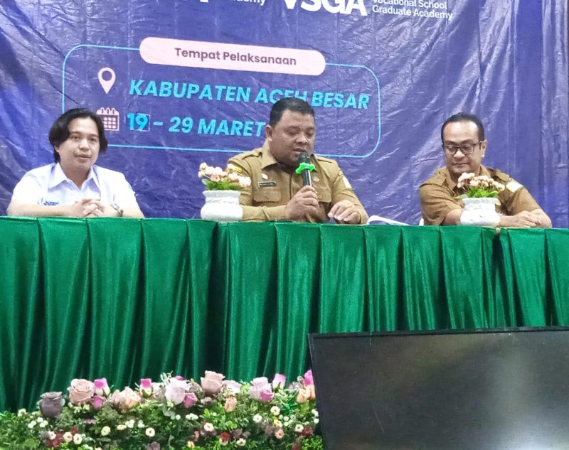 Wakili Pj Bupati Aceh Besar, Sekretaris Daerah Drs Sulaimi MSi buka Pelatihan Digital Entrepreneurship Academy (DEA) di Gedung Dekranasda Aceh Besar, Gani, Kecamatan Ingin Jaya, Selasa (19/3/2024).