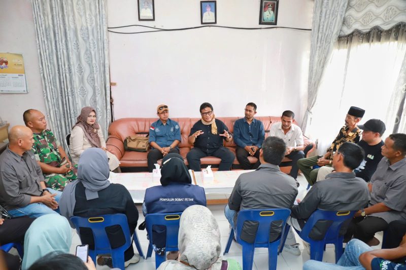 Pj. Bupati Ajak Masyarakat Pidie Perkuat Silaturahim Cegah Konflik Gajah. 