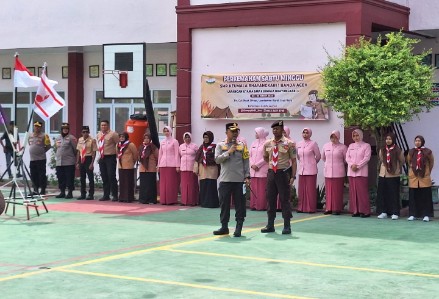 Kapolresta Banda Aceh Tutup Persami di SMP Kemala Bhayangkari 