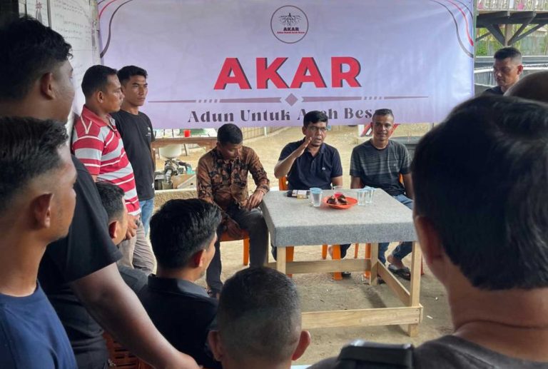 Sulaiman dan Pengikutnya Deklarasi AKAR. Foto: NOA.co.id