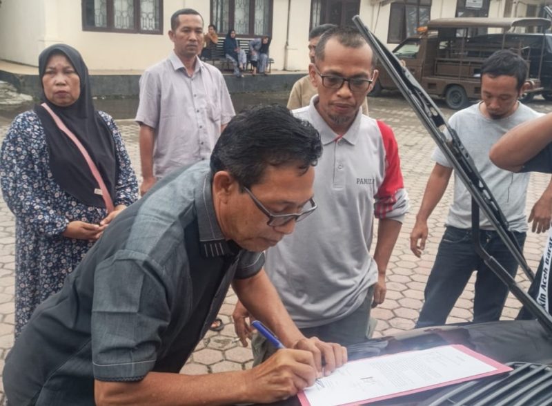 Dilaksanakan kegiatan pelepasan Terduga Human Trafficking (Perdagangan orang) di Halaman Kantor Satpol PP Aceh Barat Kab. Aceh Barat, Jum'at (31/5/2024). (Foto/Farid Ismullah/NOA.co.id).