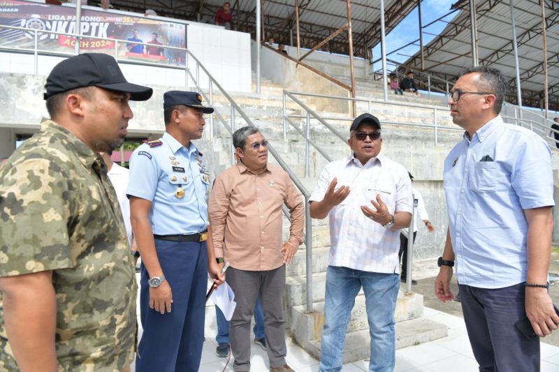 Pj. Gubernur Aceh, Bustami, SE. M. Si Meninjau Venue PON Cabor Aeromodelling di Komplek Bandara Lanud Maimun Saleh, Kota Sabang, Sabtu, (08/06/2024). Foto: dok. Humas Adpim Setda Aceh. 