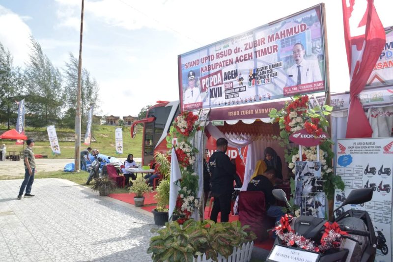 Stand UPTD RSUD dr. Zubir Mahmud Kabupaten Aceh Timur. Foto: Dedi Saputra/Noa.co.id