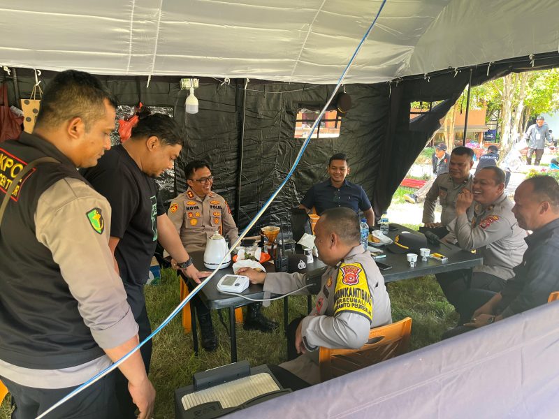 Sidokkes Polres Aceh Timur Lakukan Pemeriksaan Kesehatan Terhadap Personel.Foto. Dok. Dedi Saputra/NOA.Co.Id