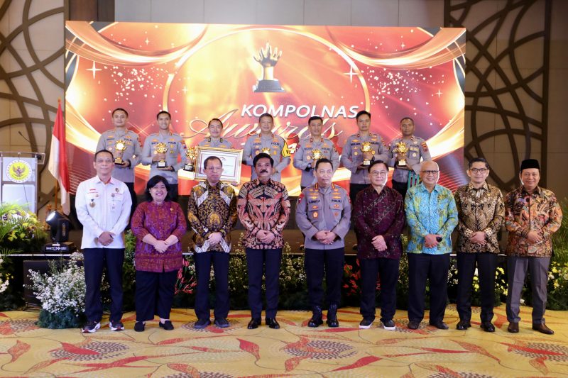 Menko Polhukam ,Hadi Tjahjanto hadiri acara Kompolnas Awards 2024, Jakarta, Rabu (17/7/2024). (NOA.co.id FOTO/HO/Humas Kemenko Polhukam RI).