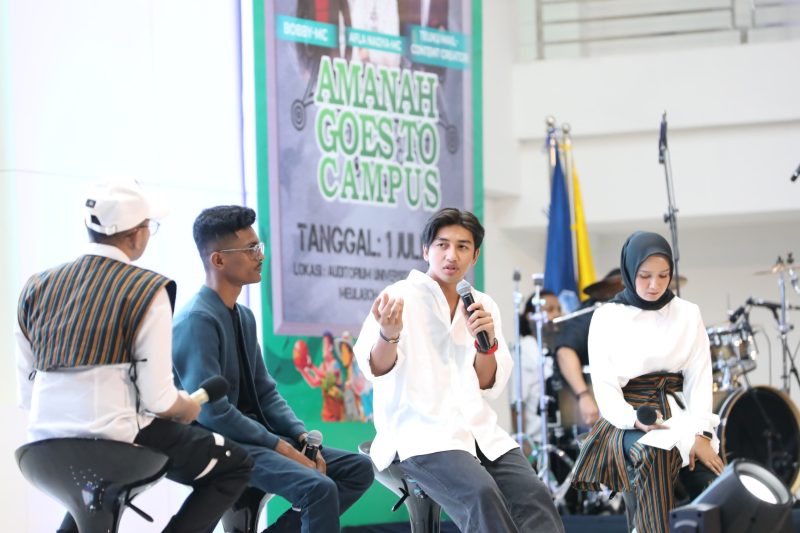 Aneuk Muda Aceh Unggul Hebat (AMANAH) kembali menggelar acara AMANAH Go To Campus. Kali ini, AMANAH berkolaborasi dengan Universitas Teuku Umar (UTU), Meulaboh, Kabupaten Aceh Barat, Senin (1/7/2024). Sebelumnya, AMANAH telah menyambangi Universitas Syiah Kuala (USK) di Kota Banda Aceh (Foto: noa.co.id/FA)