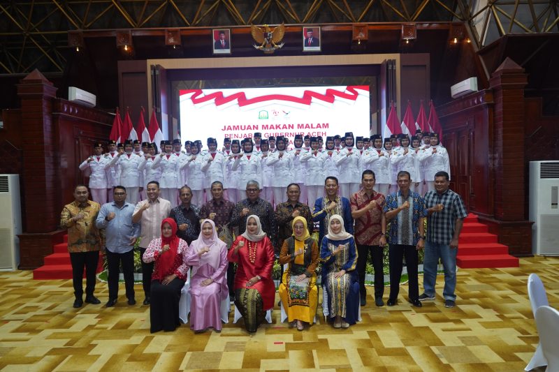 Inspektur Kodam Iskandar Muda Hadiri Jamuan Makan Malam Bersama Paskibraka Provinsi Aceh. Foto: Humas Kodam IM