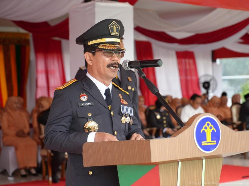 Kakanwil Kemenkumham Aceh, Meurah Budiman saat Memperingati hari jadi Kemenkumham  di Lapas Kelas IIA Banda Aceh Senin (19/8/2024). (Foto : Humas Kanwil Kemenkumham Aceh).