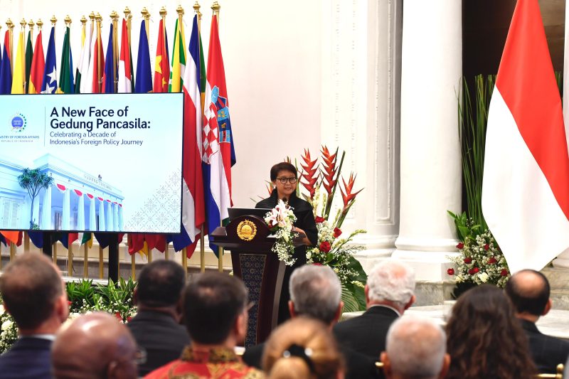 Menteri Luar Negeri RI Retno Marsudi meresmikan Gedung Pancasila, Jakarta, Senin (19/8/2024). (Foto Kemlu RI).