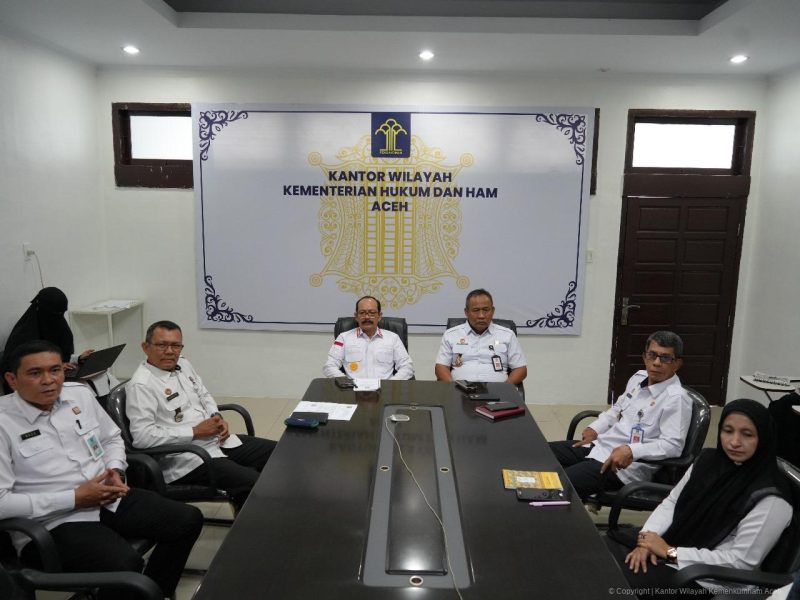 Kanwil Kemenkumham Aceh mengikuti secara virtual kegiatan Pencanangan (Kick-Off) Peringatan Hari HAM Sedunia ke-76, Banda Aceh, Rabu (25/9/2024). (Foto : Humas Kanwil Kemenkumham Aceh).