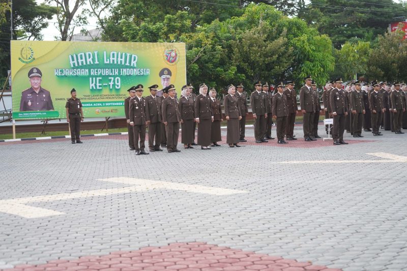 Kejaksaan Tinggi Aceh memperingati Hari Lahir Kejaksaan yang ke-79 dengan upacara pertama kalinya tersebut berlangsung di halaman Kantor Kejati Aceh,Jalan Dr. Mohd Hasan, Batoh, Kota Banda Aceh, Senin (2/9/2024). (Foto : Farid Ismullah/NOA.co.id).