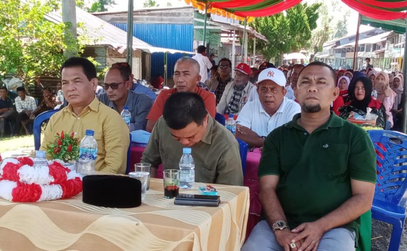 Pasangan Calon Bupati dan Wakil Bupati Ahmadlyah-Irwan Suharmi Deklarasi di Kecamatan  Teupah Selatan. Foto: Agamsyah/Noa.co.id