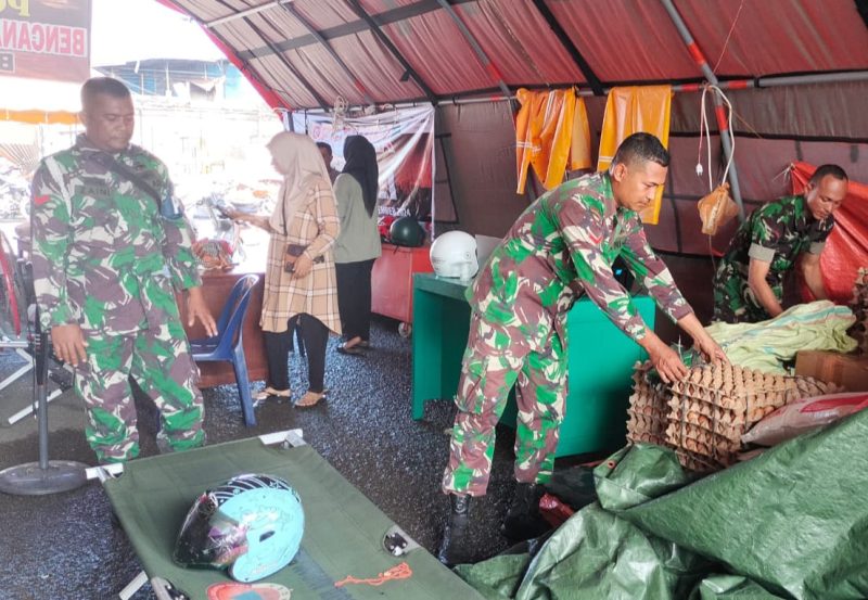 Wujud Kepedulian, Kodim 0115/Simeulue Dirikan Tenda Darurat Untuk Korban Kebakaran. Foto: Agamsyah/Noa.co.id.