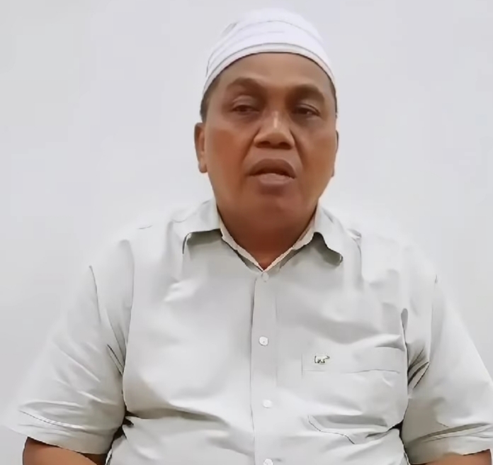 Calon Bupati Aceh Singkil, Dulmusrid. (Foto : Tangkapan Layar Video di Facebook Dulmusrid).