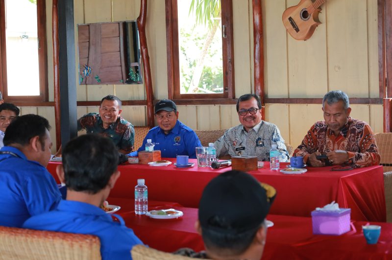 Penjabat Bupati Aceh Barat, Azwardi Ajak Media Berkolaborasi Hadapi Pilkada dan Isu Sosial. Foto: Humas Aceh Barat