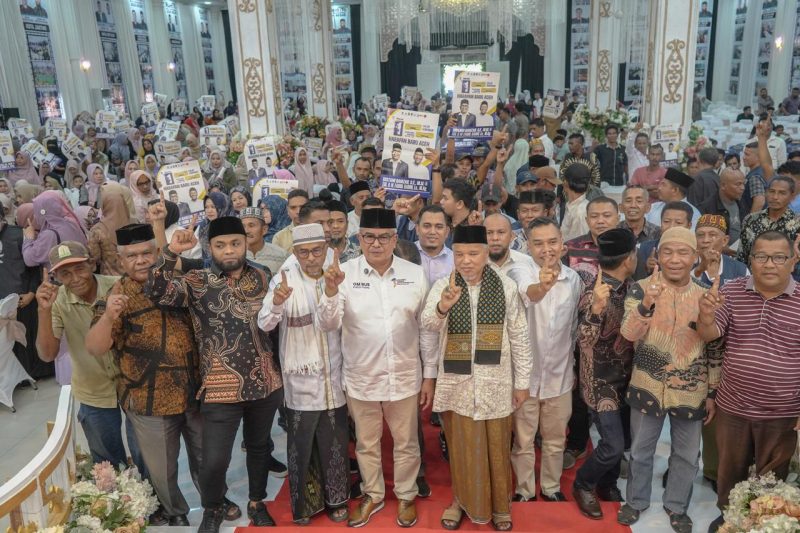 3000 Relawan RKB Aceh Besar Bertemu Om Bus




Seratusan Kombatan GAM Aceh Rayeuk Deklarasi Dukung Bustami/M Fadhil. Foto: dok. Ist