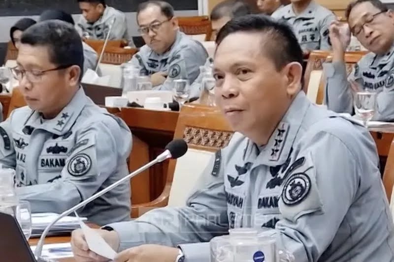 Tangkapan layar - Kepala Badan Keamanan Laut (Bakamla) RI Laksamana Madya TNI Irvansyah dalam rapat dengar pendapat (RDP) bersama Komisi I DPR RI di Jakarta, Senin (11/11/2024). 