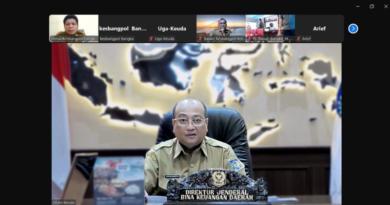 Pelaksana Harian (Plh.) Direktur Jenderal (Dirjen) Bina Keuda Kemendagri, Horas Maurits Panjaitan dalam Rapat Koordinasi Pilkada Ulang Tahun 2025 secara daring dari Jakarta, Selasa (3/12/2024). (Foto : Puspen Kemendagri).